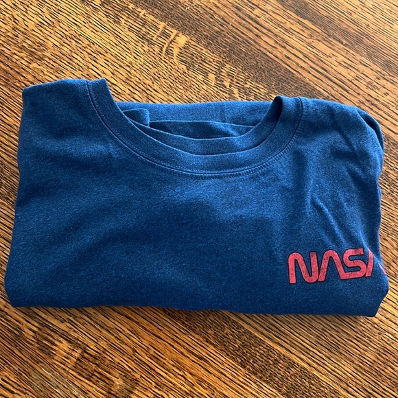 NASA Fifth Sun T Shirt Long Sleeve L Blue Mens Astronaut Space Shuttle Crew Neck - Picture 9 of 16